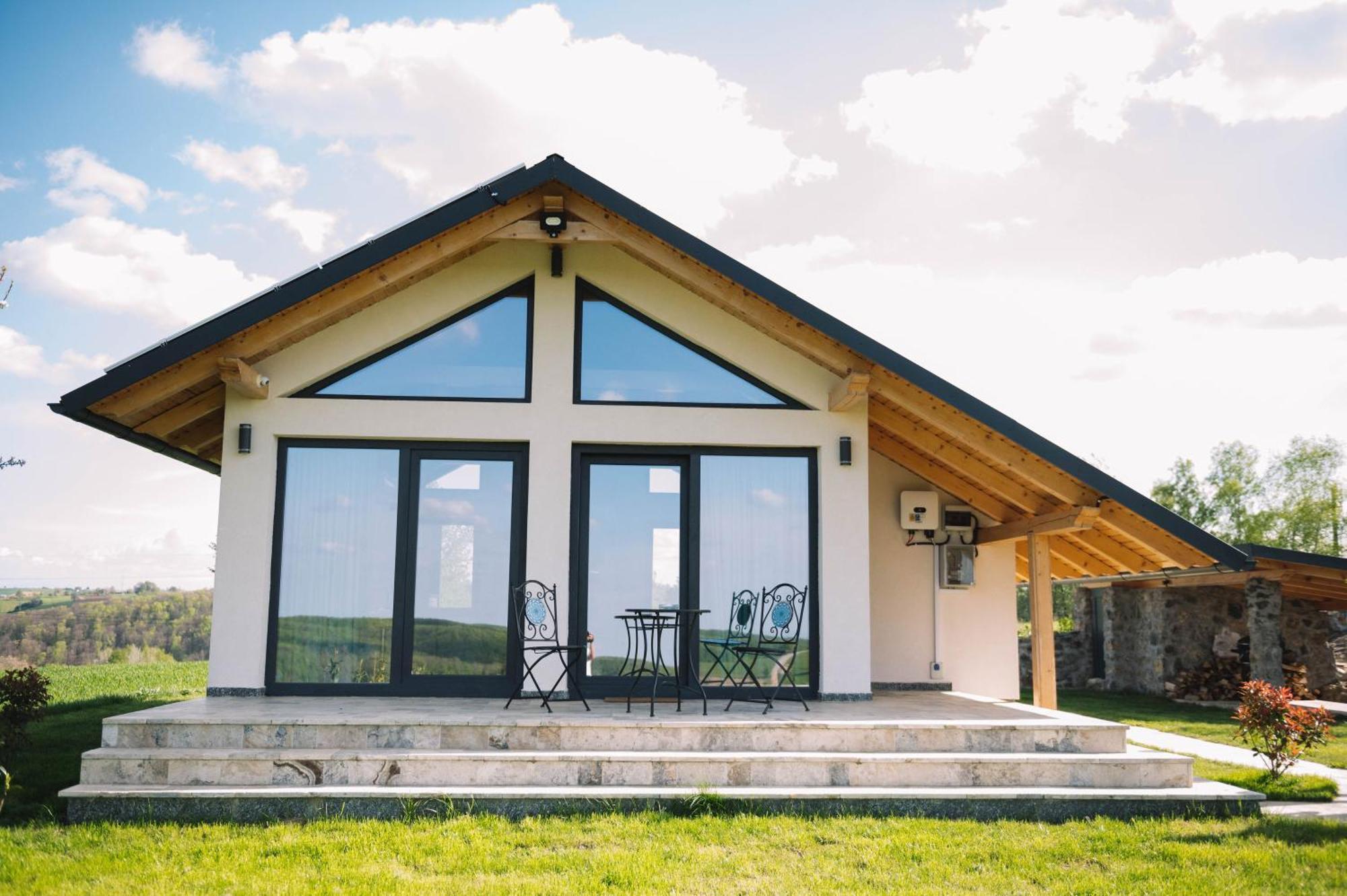 Casa Moderna In Sinteu - Intersectia Intre Modern Si Linistea Naturii Huta Voivozi Экстерьер фото