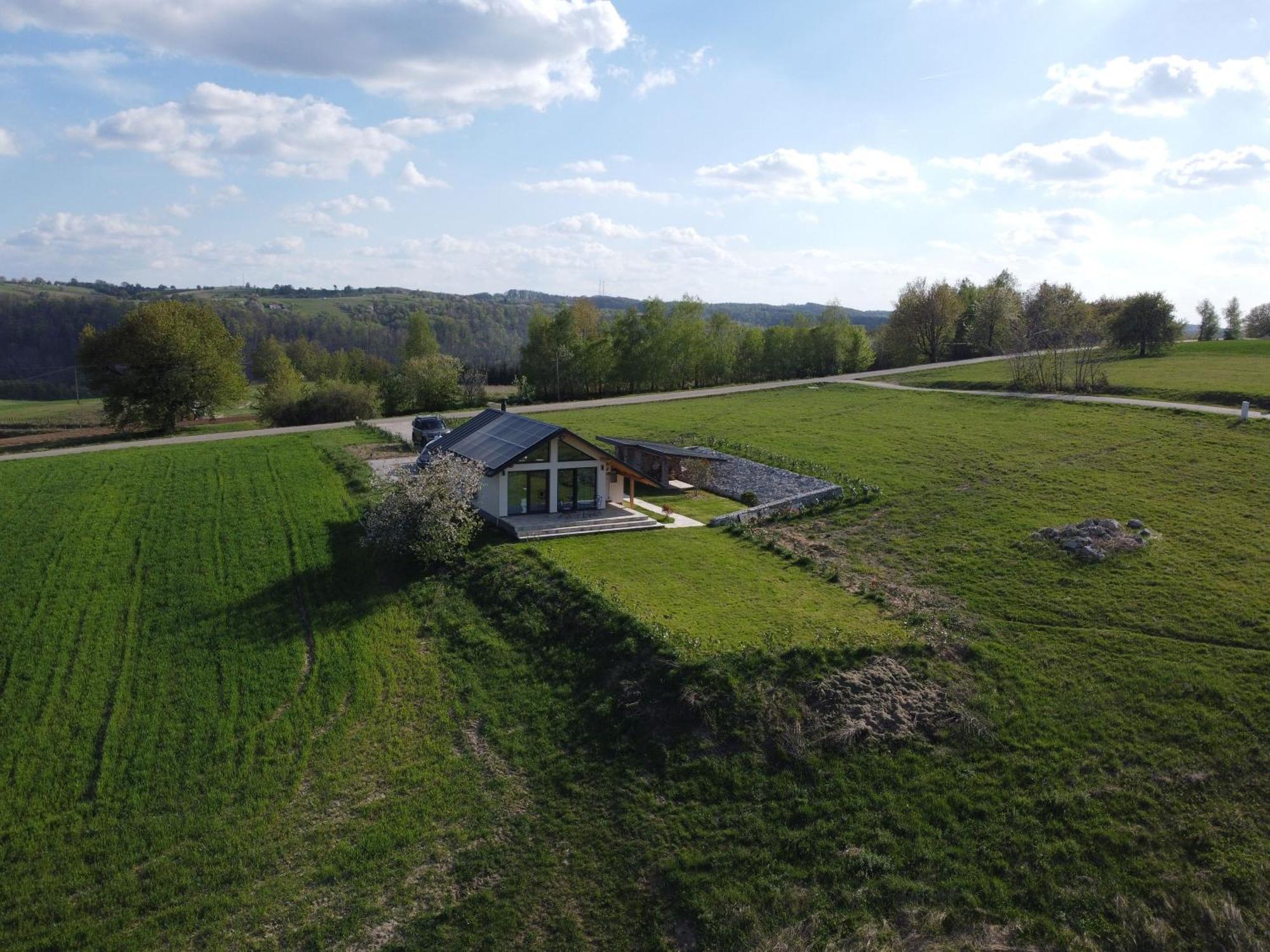 Casa Moderna In Sinteu - Intersectia Intre Modern Si Linistea Naturii Huta Voivozi Экстерьер фото