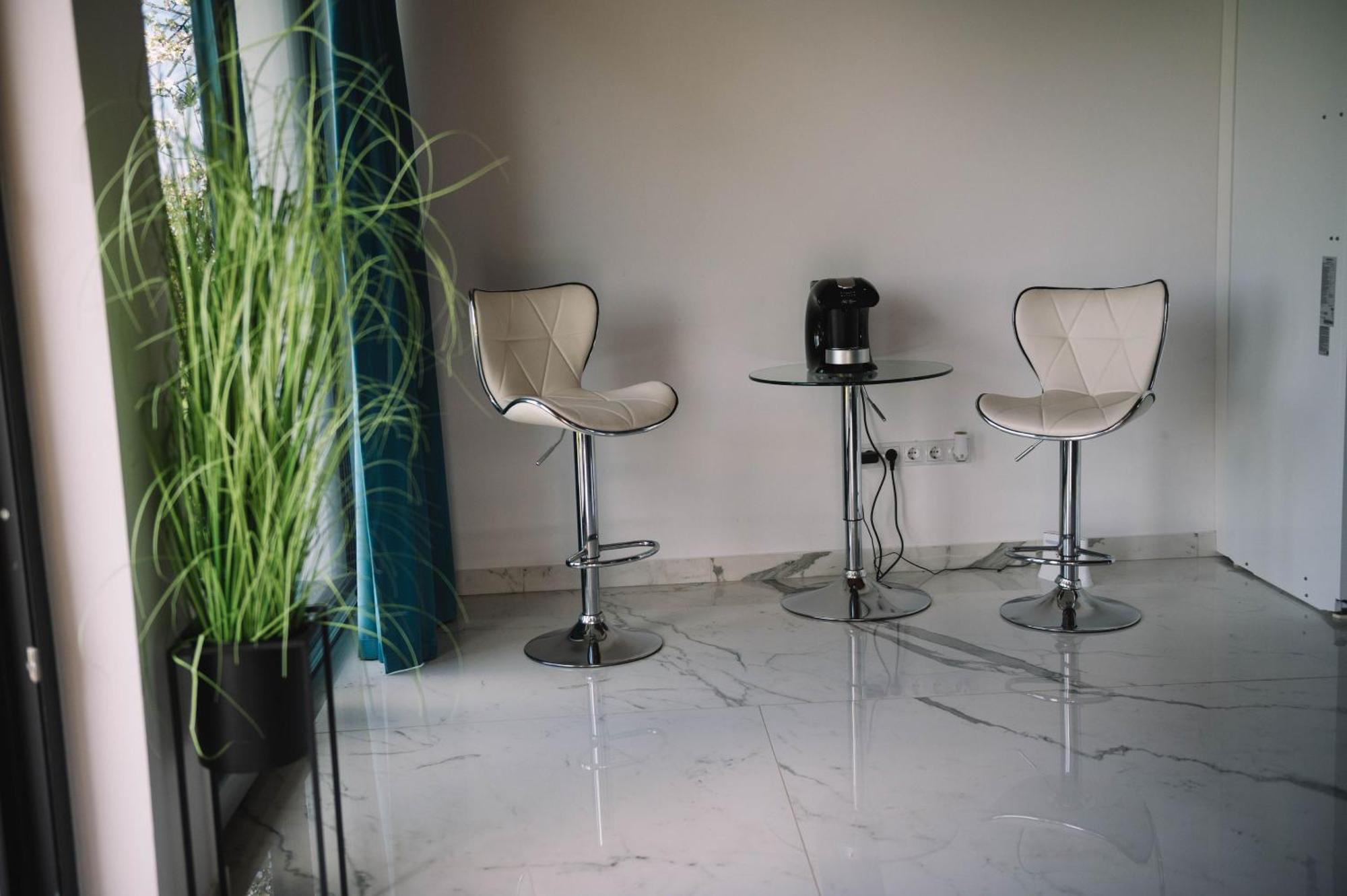 Casa Moderna In Sinteu - Intersectia Intre Modern Si Linistea Naturii Huta Voivozi Экстерьер фото